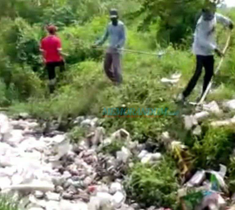 Jaga lingkungan, Laskar Pecinta Alam Pasuruan Raya Bersihkan Sungai