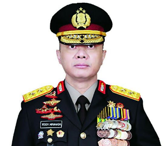 Irjenpol Teddy Minahasa Jabat Kapolda Jatim