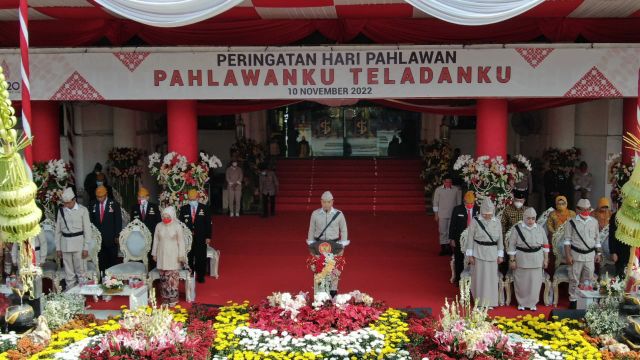 Upacara Hari Pahlawan, Forkopimda Surabaya Berpakaian Pejuang