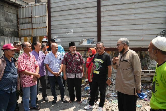 Wawali Armuji Minta Tembok Jalan Tambak Wedi Baru Dibongkar