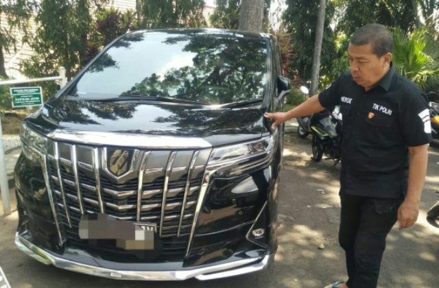 3 Mobil Mewah Milik Wahyu Kenzo Diamankan di Polresta Malang Kota