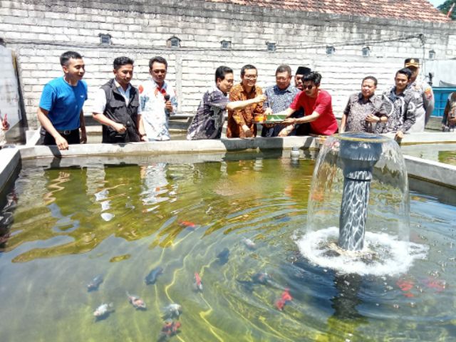 Menteri Desa Apresiasi Petani Ikan Mas Koki Tulungagung