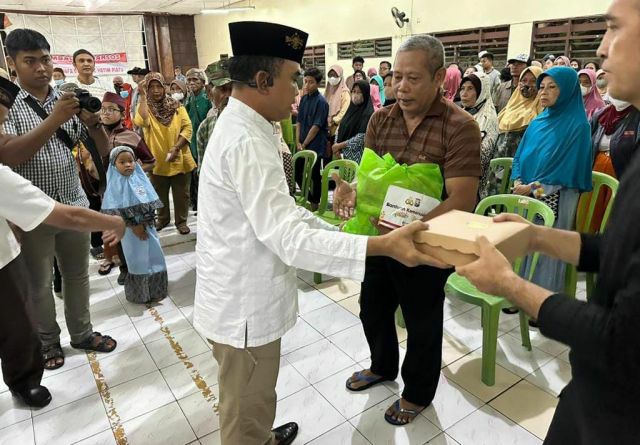 Polda Jawa Timur Gelontorkan Bantuan Sembako ke Duafa