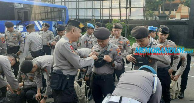 80 Personel Polresta Malang Kota Bantu Pengamanan Pilkades di Bangkalan