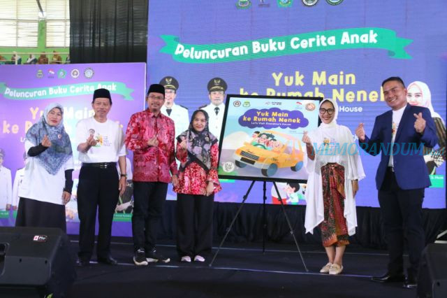 Bunda PAUD Sidoarjo Luncurkan Buku Yuk Main ke Rumah Nenek