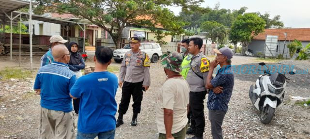 Sambangi Masjid Nurul Amal, Kapolsek Lakarsantri Sampaikan Pesan Kamtibmas