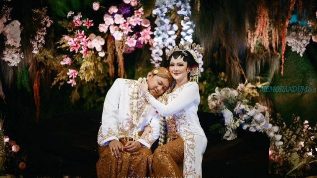 Resmi Menikah, Intip 7 Potret Pernikahan Denny Caknan dan Bella Bonita