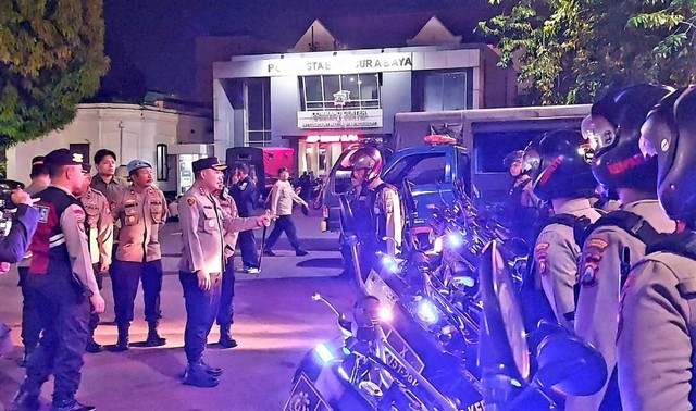 Polrestabes Surabaya Sebar Personel di Perbatasan Kota, Antisipasi Tawuran dan Balap Liar