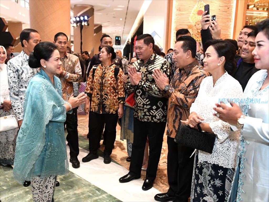 Hadiri Gelar Batik Nusantara, Kapolri Dorong Pelestarian Batik Agar Semakin Mendunia