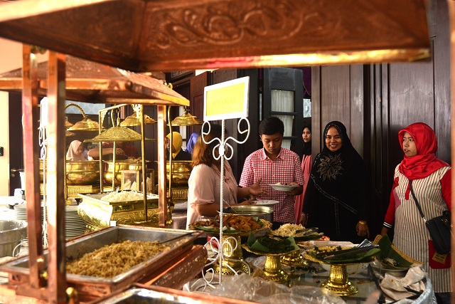 Wali Kota Risma Sajikan Masakan Khas Nusantara pada Open House