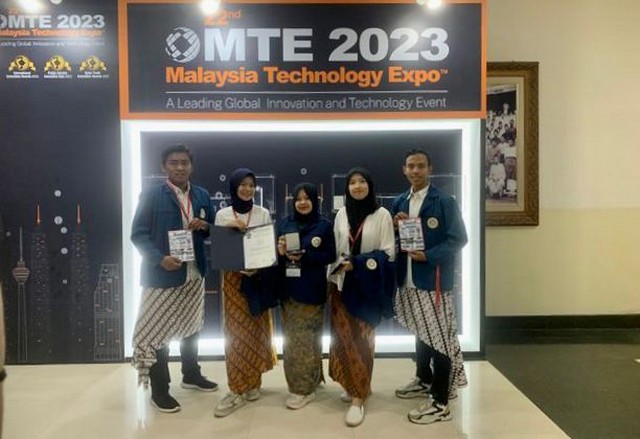 Mahasiswa Unair Raih Medali Emas Malaysia Technology Expo