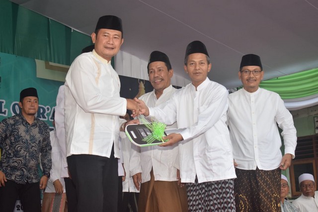 Raih Juara 1 Ajang PWNU Jatim Award, PCNU Babat Dihadiahi Mobil Operasional