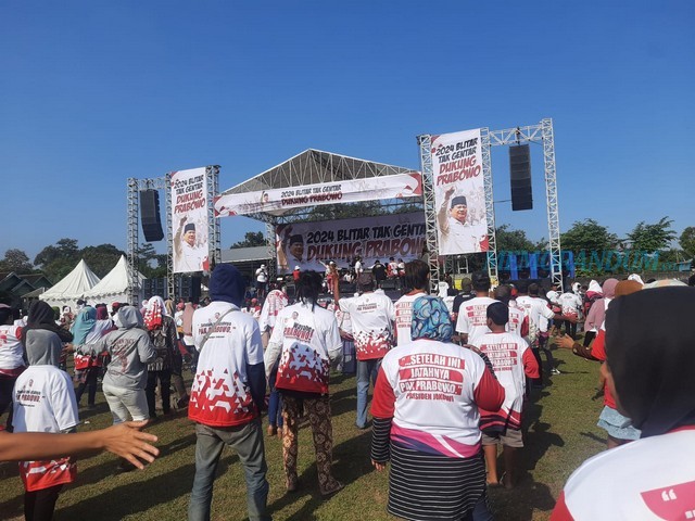 2.000 Relawan Khofifah Blitar Deklarasi Dukung Prabowo