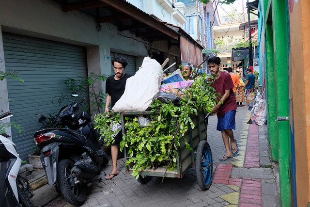 Tingkatkan Kesadaran Warga Jaga Kebersihan