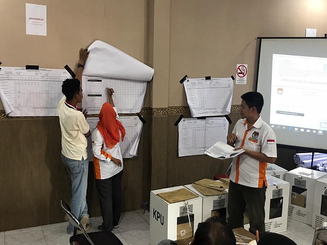 14 Kecamatan di Gresik Lakukan Penghitungan Suara Pemilu