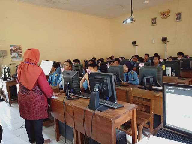 570 Siswa SMP Hang Tuah Ikuti UNBK