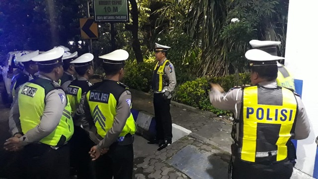 Satlantas Polrestabes Surabaya Patroli Kuda Liar