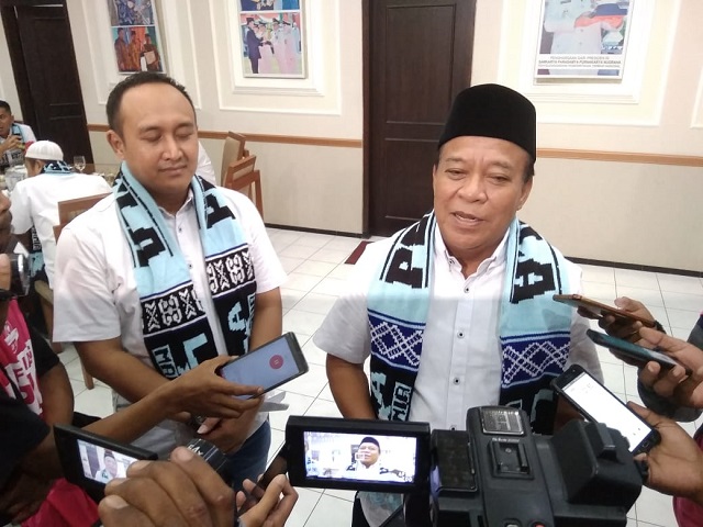 Bupati Fadeli Imbau Tidak Ikut People Power