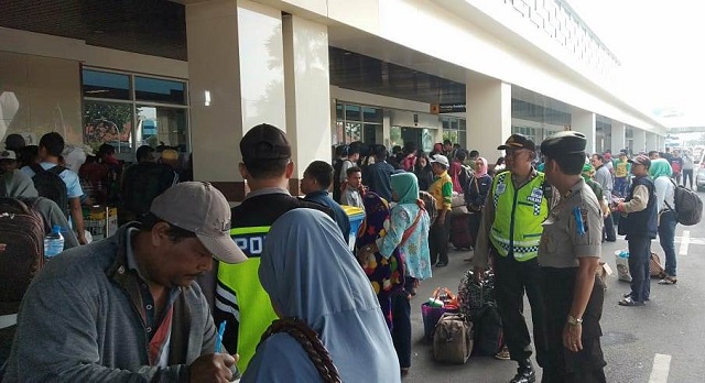 Polres Pelabuhan Tanjung Perak Pengamanan Penumpang Kapal di GSN