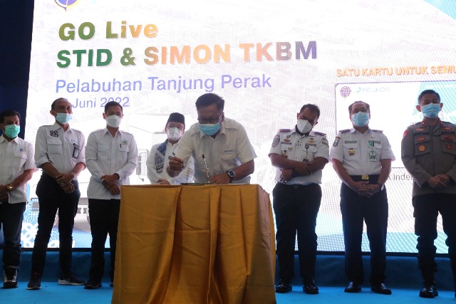 STID dan Simon TKBM Pangkas Birokrasi di Pelabuhan Tanjung Perak