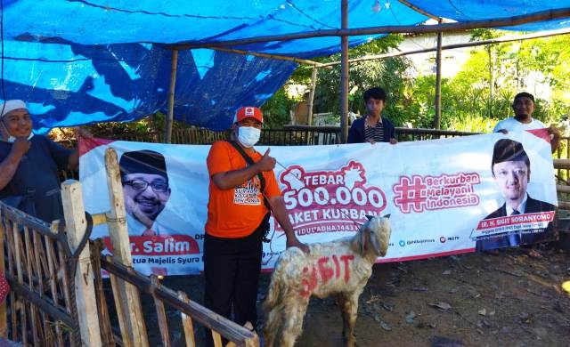 Sukseskan Program Nasional, DPC PKS Mulyorejo Sembelih 7 Hewan Kurban