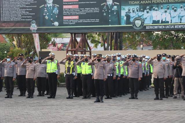 Polisi Sidoarjo Lakukan Pengamanan Iduladha Secara Humanis