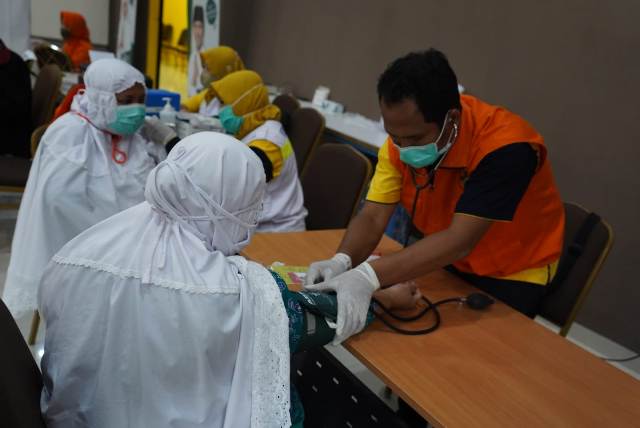 Ikhtiar PPIH Menjaga Kesehatan Jemaah Haji Indonesia