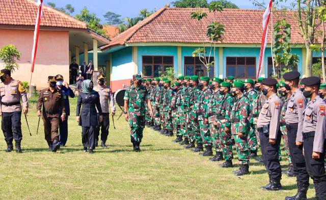 Resmikan TMMD Imbangan Ke-114, Ini Penjelasan Bupati Mojokerto