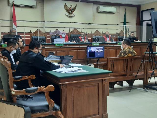 Kasus Suap Perkara Pembubaran PT SGP, Itong Dan Hamdan Saling Bantah