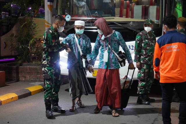 72% Jemaah Haji Jatim Sudah Tiba di Debarkasi Surabaya