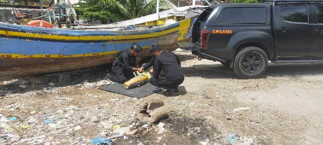 Benda Mirip Mortir Temuan Nelayan Lamongan Dimusnahkan