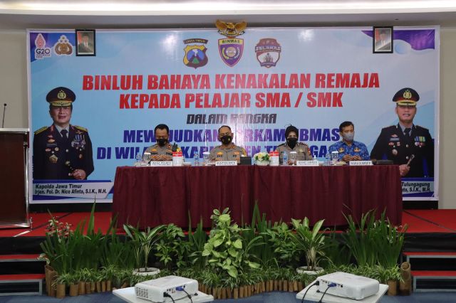 Cegah Kenakalan Remaja, Kapolres Tulungagung Gelar Binluh Pelajar SMA/SMK