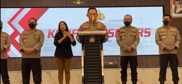 Mantan Wakapolda Jatim Geser Posisi Irjenpol Teddy Minahasa Putra