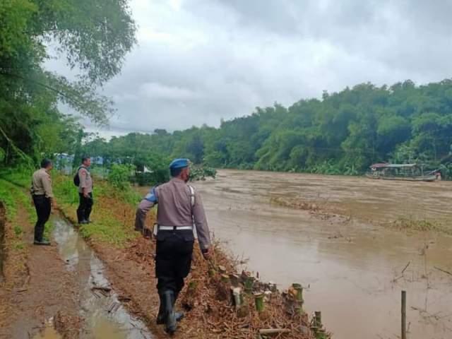 Polsek Karangrejo Imbau Warga Waspadai Luapan Sungai Brantas