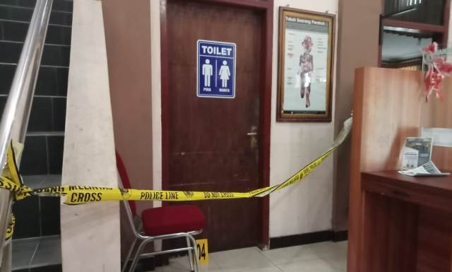 Heboh, Ditemukan Bayi Tak Bernyawa di Toilet Kantor Dispendikpora Tulungagung