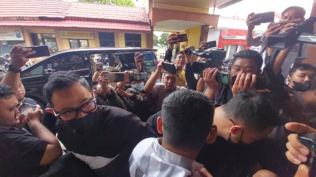 Presiden Arema FC Penuhi Panggilan Penyidik Sebagai Saksi