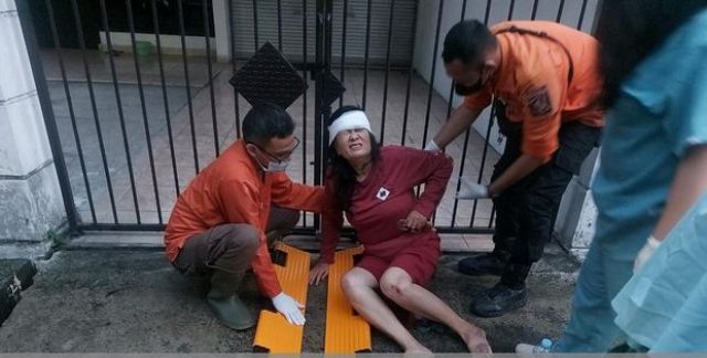 Diduga Korban Jambret, Wanita Ditemukan Terluka di Darmo Indah Timur