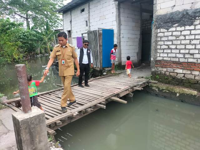 Lurah Asemrowo Usulkan Pembangunan Jembatan Tambak Pring ke Pemkot