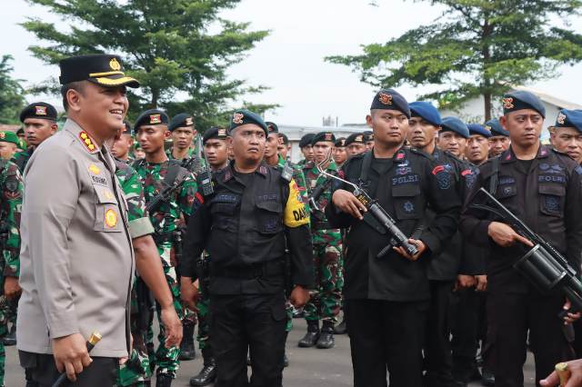 Pasukan Gabungan Ikuti Apel Pengamanan Kunker Presiden di Sidoarjo