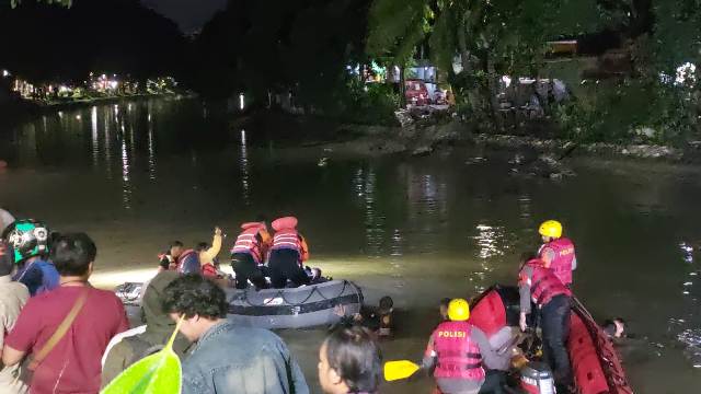 Pria Ngagelrejo Ditemukan Tewas 15 Meter dari Titik Tenggelam