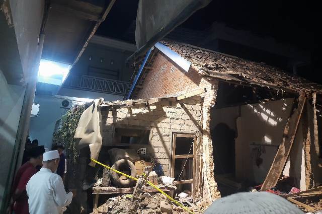 Tewaskan 1 Orang dan Rusakkan 3 Rumah, Polisi Selidiki Ledakan Mercon Kasembon