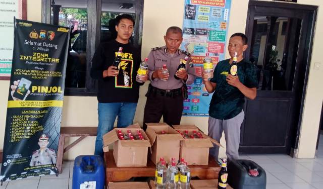 Operasi Pekat, Puluhan Botol Miras Disita di Wates