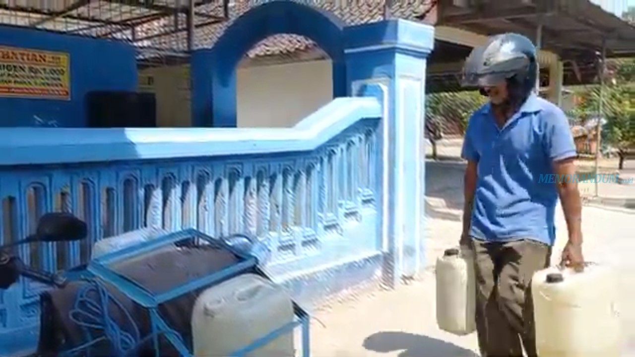 Krisis Air, Warga di Madiun Manfaatkan Sumber Air Candi