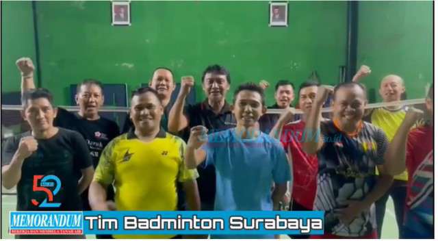 Tim Badminton Surabaya Mengucapkan Selamat HUT ke-52 SKH Memorandum