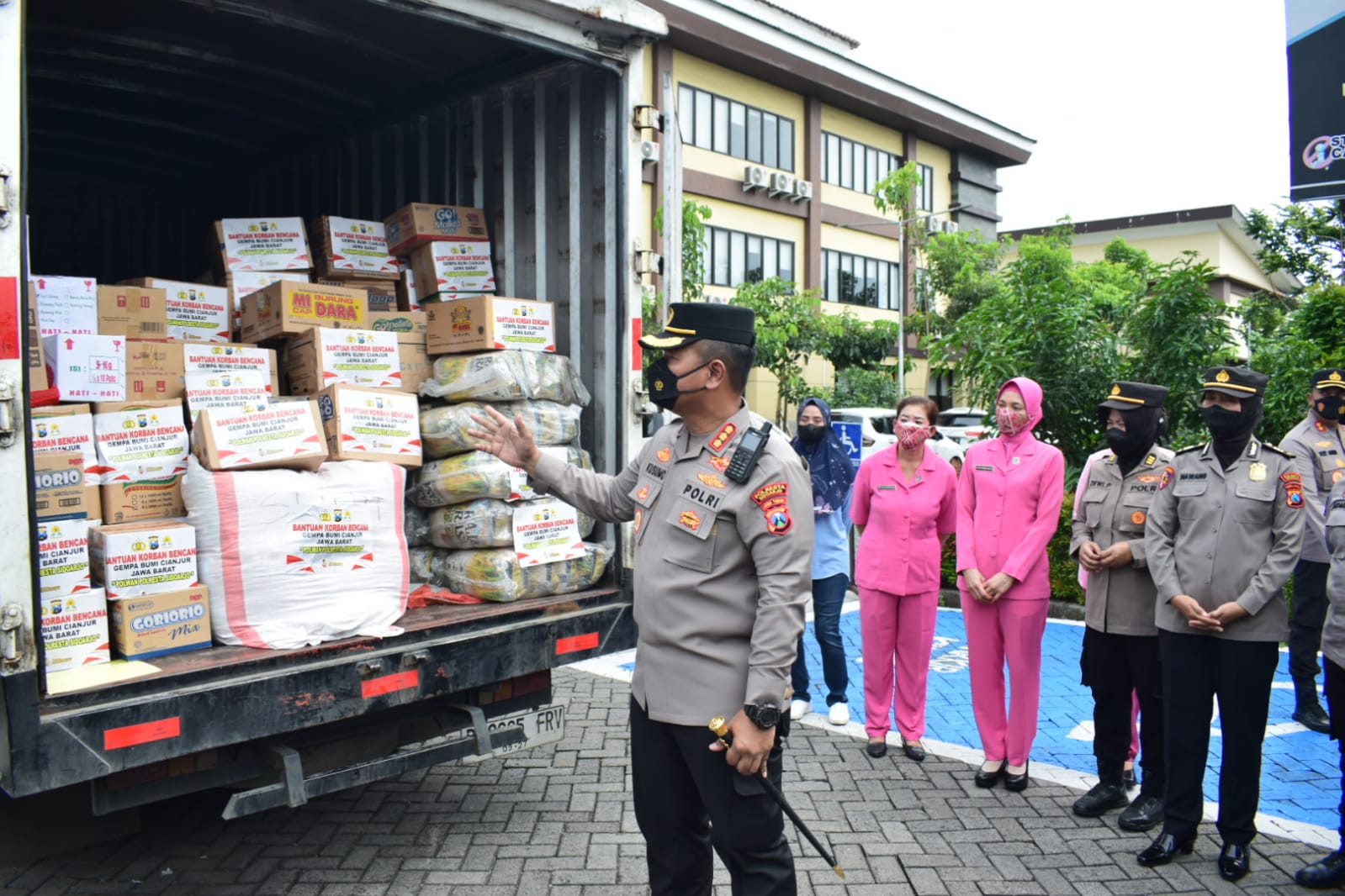 Polresta Sidoarjo Kirim Bantuan untuk Korban Gempa Cianjur