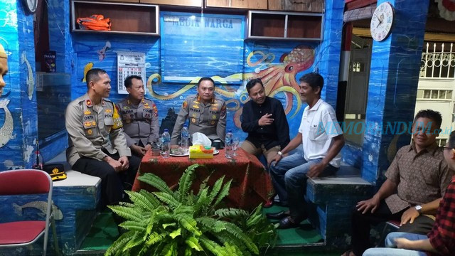 Ciptakan Situasi Kondusif, Polrestabes Surabaya Gelar Cangkrukan Kamtibmas di Bubutan