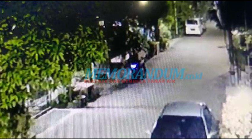 Video : Maling Motor Terekam CCTV di Kos – kosan Tenggilis Mejoyo