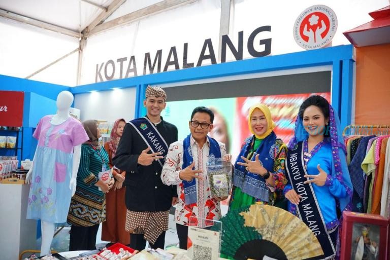 Produk UMKM Kota Malang Laris Manis di ICE Makassar 2023
