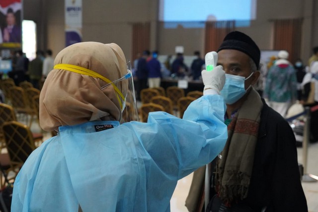 Tingkatkan Layanan, PPIH Debarkasi Surabaya Gandeng Satgas Covid