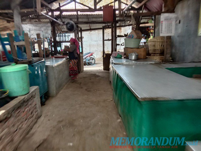 Pasar Keputran Tidak Punya IPAL,  Limbah Unggas Dibuang ke Pasar Tambakrejo